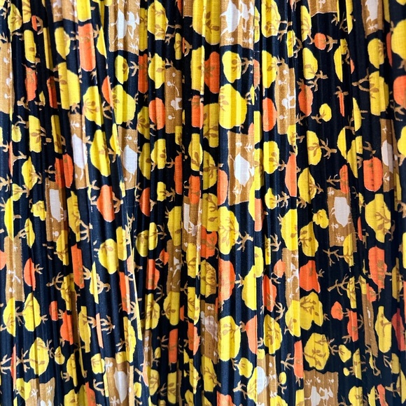 1960s Vintage Koret of California Press-Free Plissé Cotton Skirt – Wash ’n Wear - Picture 2 of 6